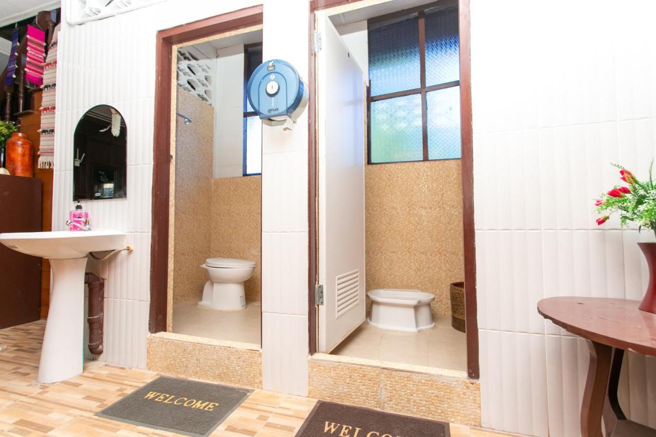 Arku'S House Hostel Чиангмай Екстериор снимка